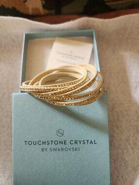 Touchstone Crystal "Wrap-Star Bracelet - Golden"